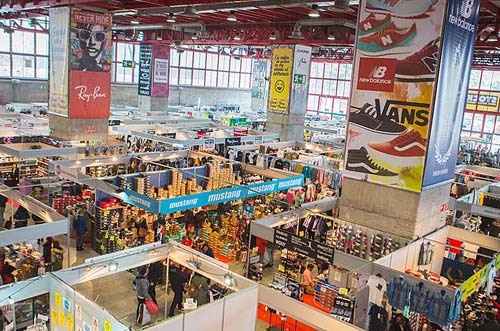 Stock Feria Outlet 2022: – Madrid People